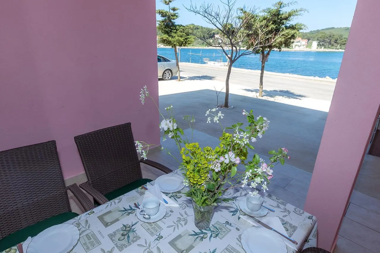 Apartments Medini Veli Rat