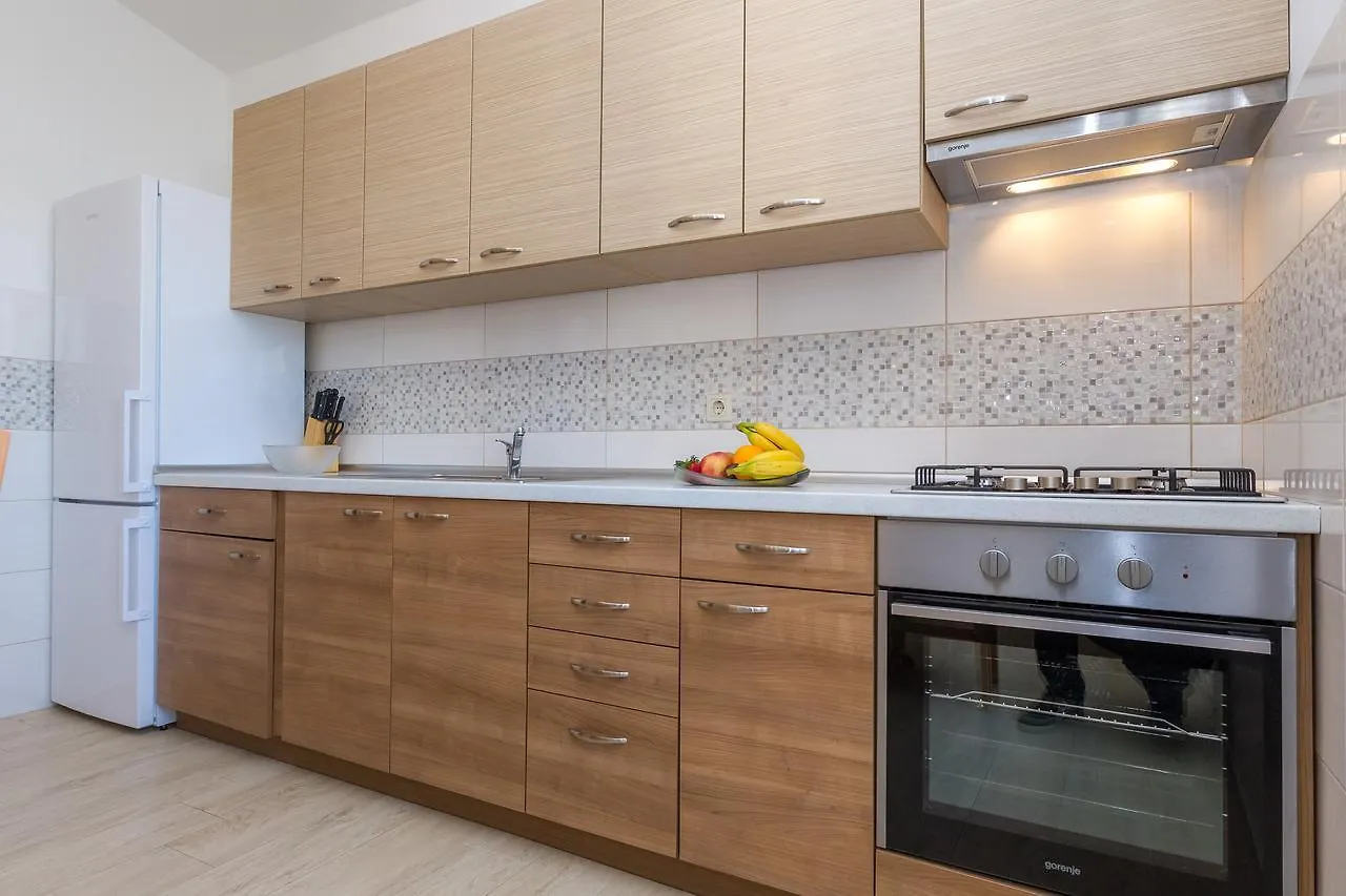 Apartments Medini Veli Rat